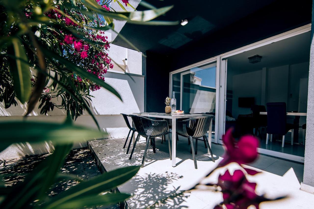 Villa Tina Novalja Εξωτερικό φωτογραφία